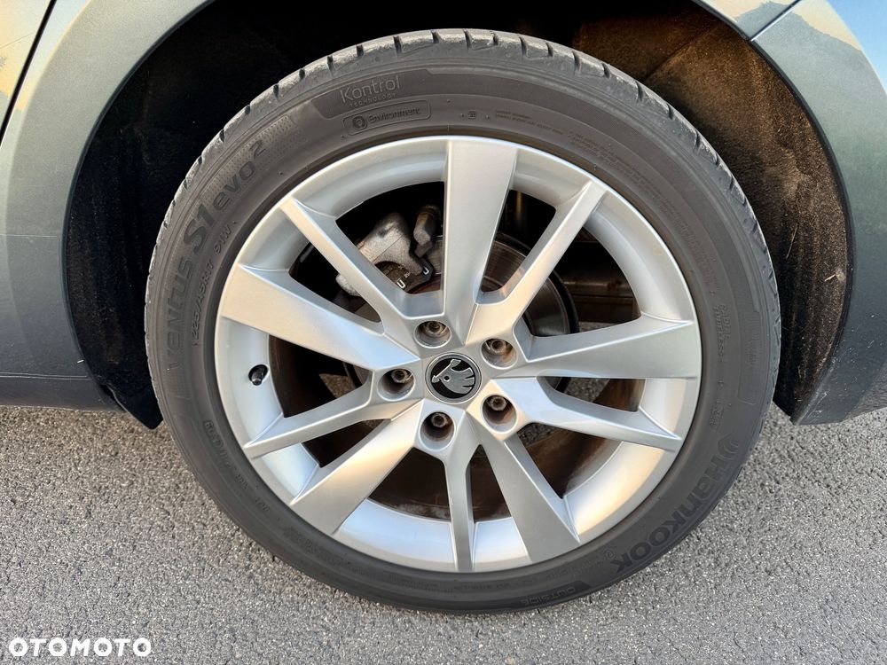 Skoda Octavia 1.5 TSI ACT Style DSG - 38