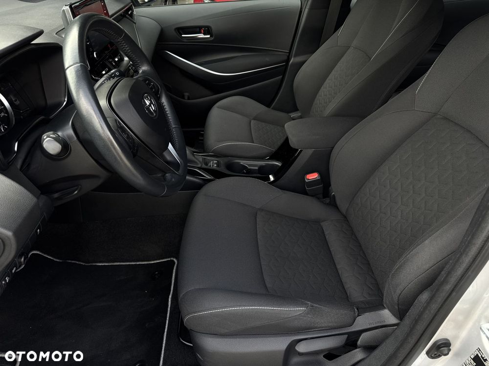 Toyota Corolla 1.8 Hybrid Comfort - 13