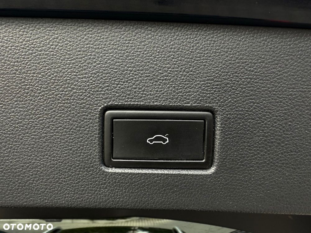 Volkswagen T-Roc 1.5 TSI Style - 15