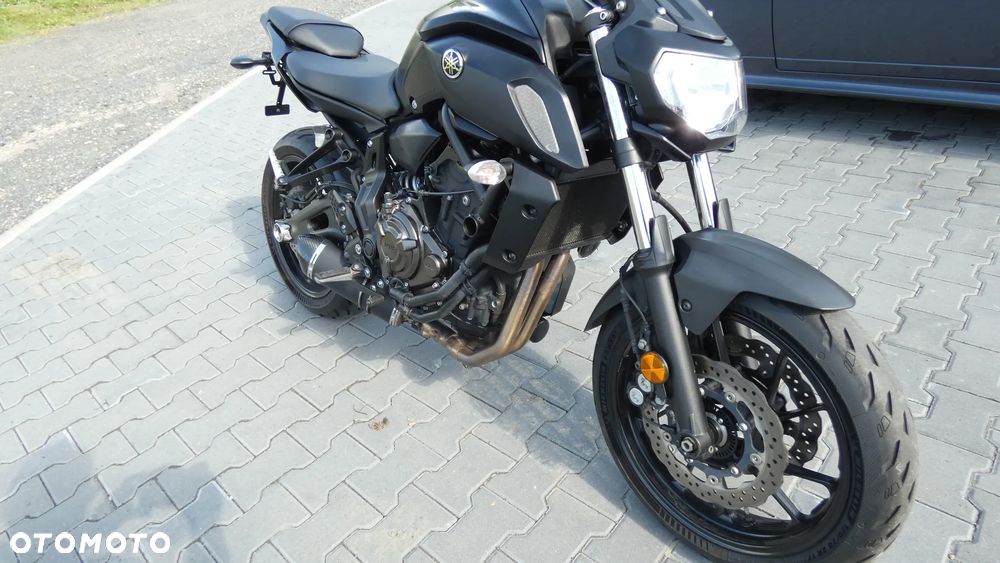 Yamaha MT - 2