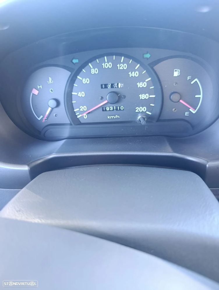 Hyundai Accent - 12