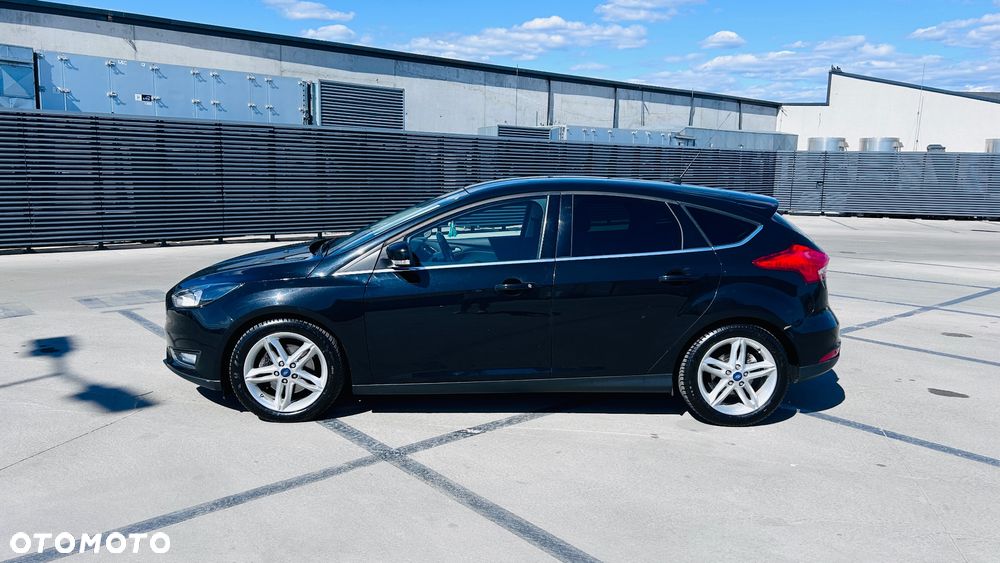 Ford Focus 1.5 EcoBoost Titanium ASS - 6