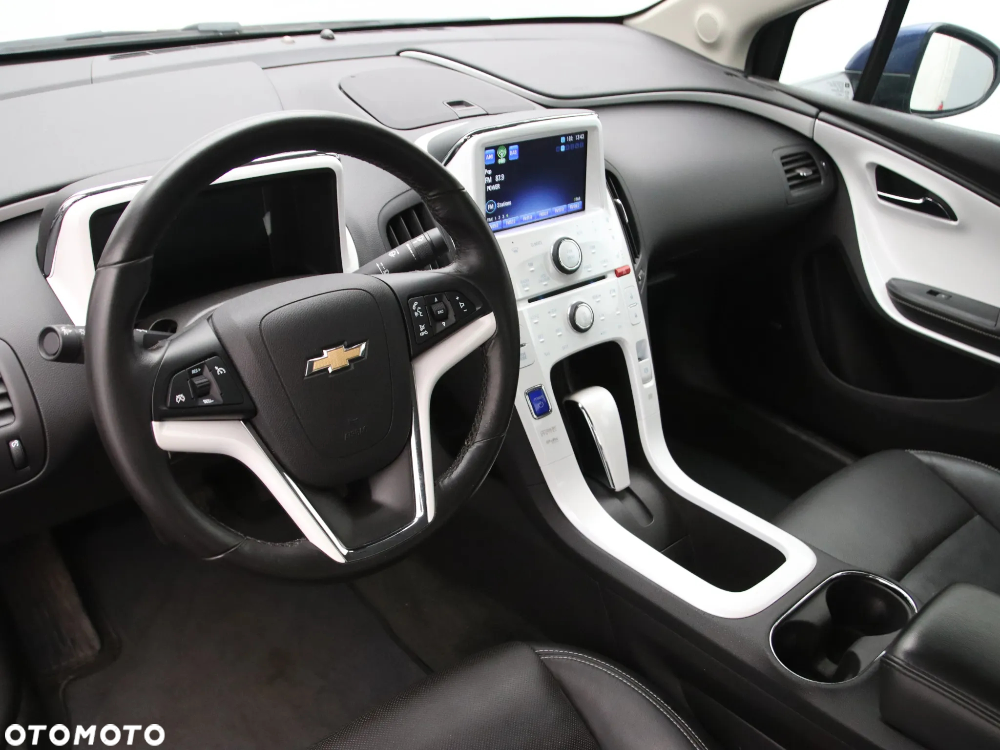 Chevrolet Volt - 13