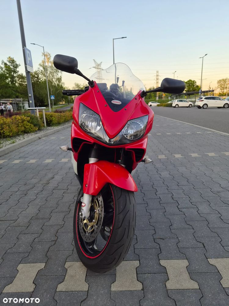 Honda CBR - 2