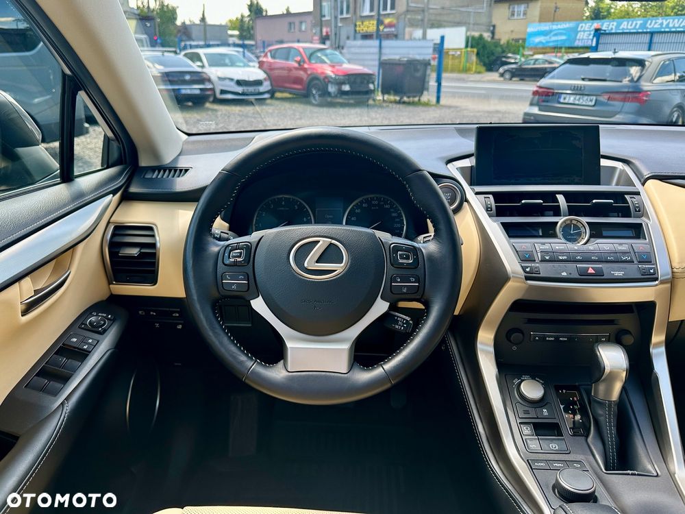Lexus NX 200t Prestige AWD - 19