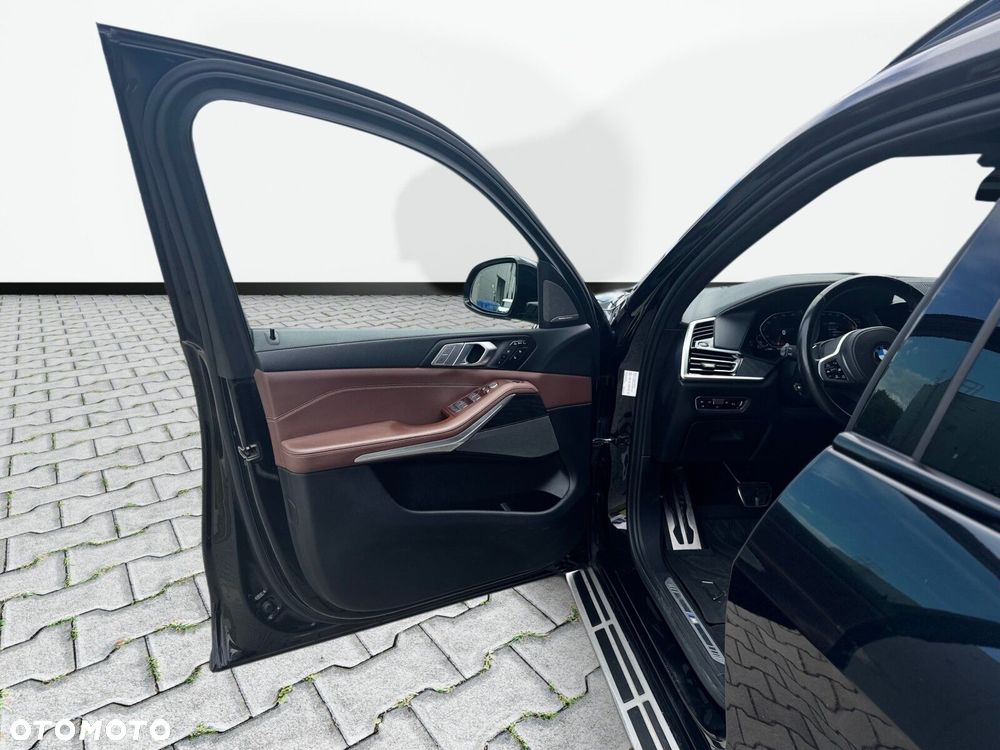 BMW X7 - 11