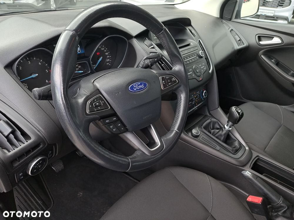 Ford Focus 1.5 TDCi Gold X - 16