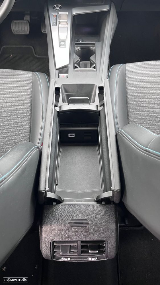 Peugeot 308 1.6 Hybrid Allure e-EAT8 - 13