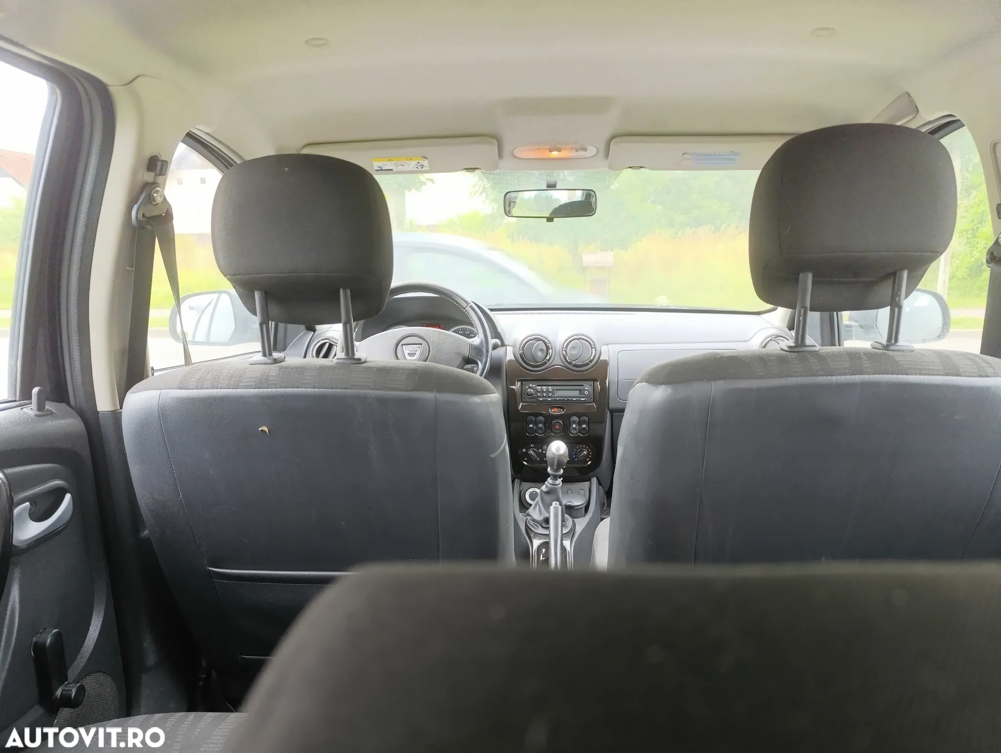 Dacia Duster 1.5 dCi 4x4 Laureate - 9