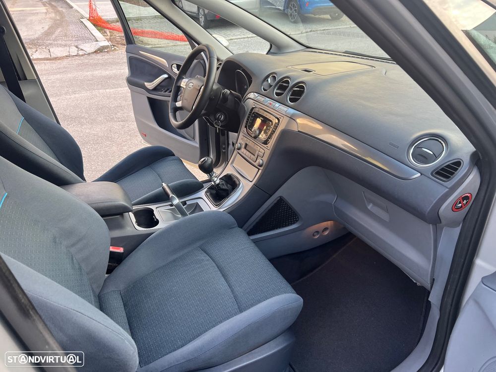 Ford S-Max 1.8 TDCi Titanium 7L - 7