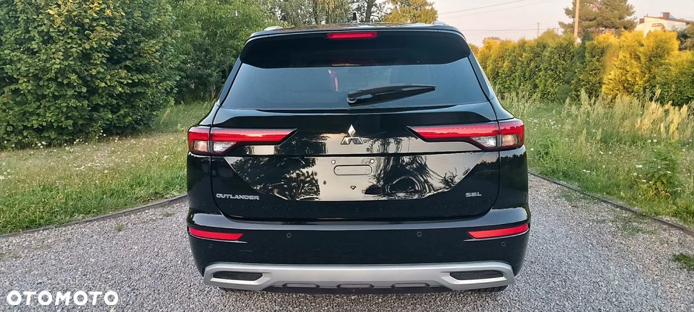 Mitsubishi Outlander - 5