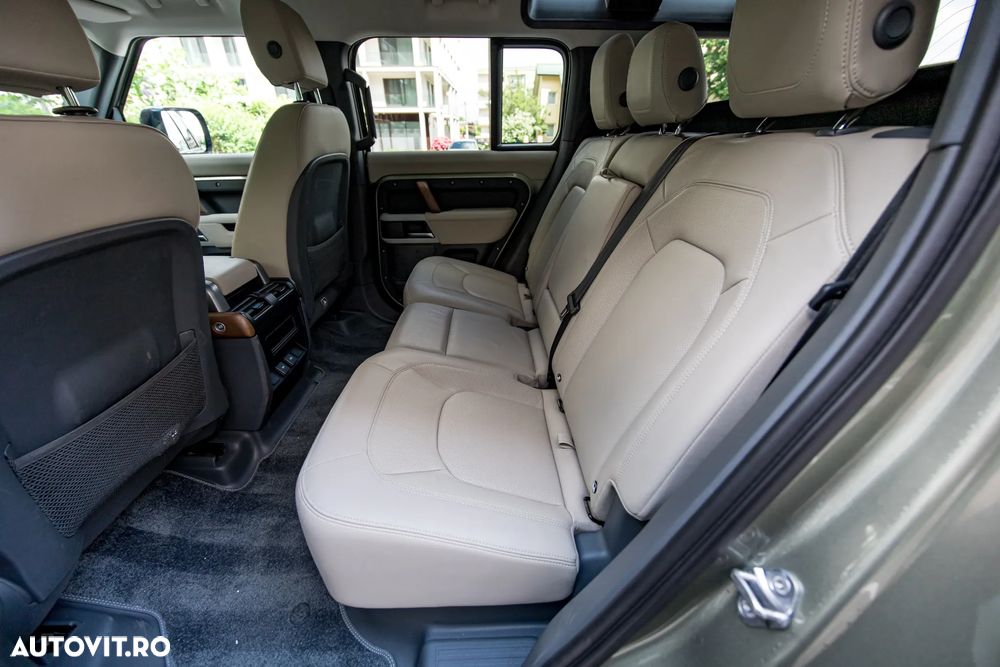 Land Rover Defender 110 3.0D 300 MHEV Hard Top SE - 28