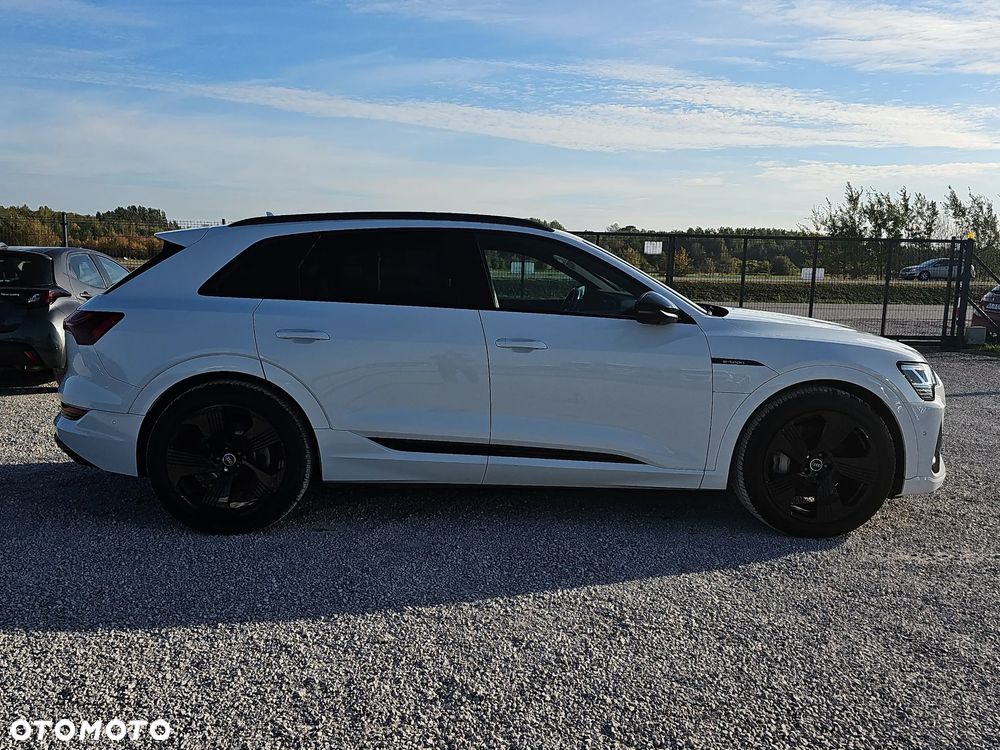 Audi E-Tron 2021 photo 4