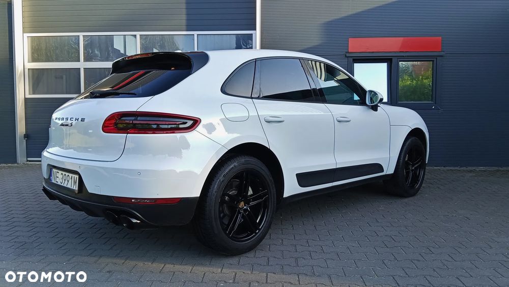 Porsche Macan - 1