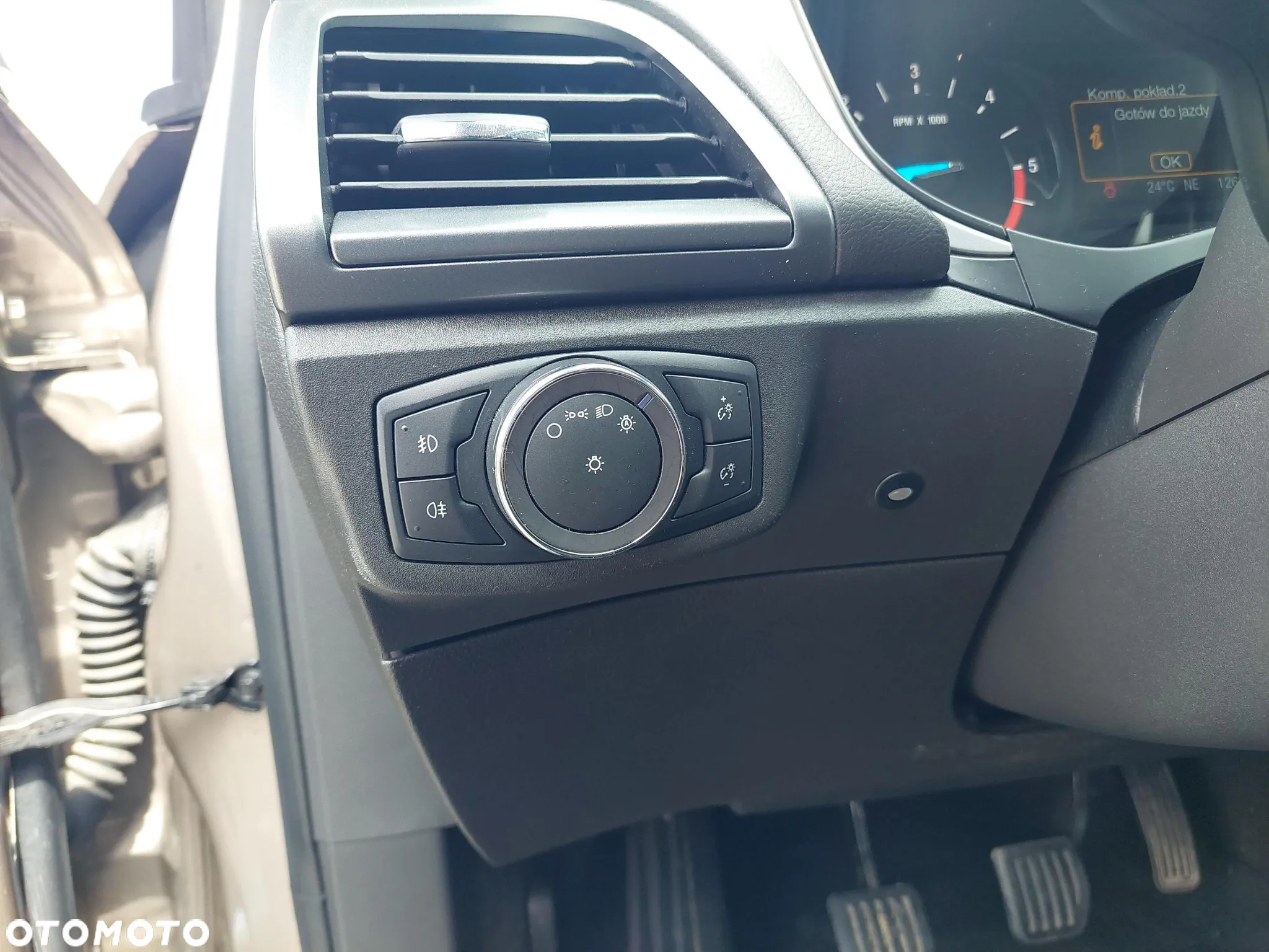 Ford Mondeo 2.0 TDCi Trend - 24