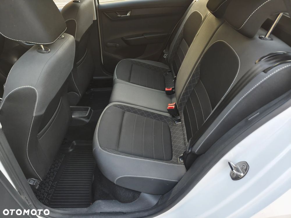 Skoda Fabia 1.0 TSI Active - 13