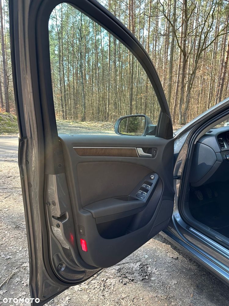 Audi A4 Avant 2.0 TDI DPF Ambiente - 4