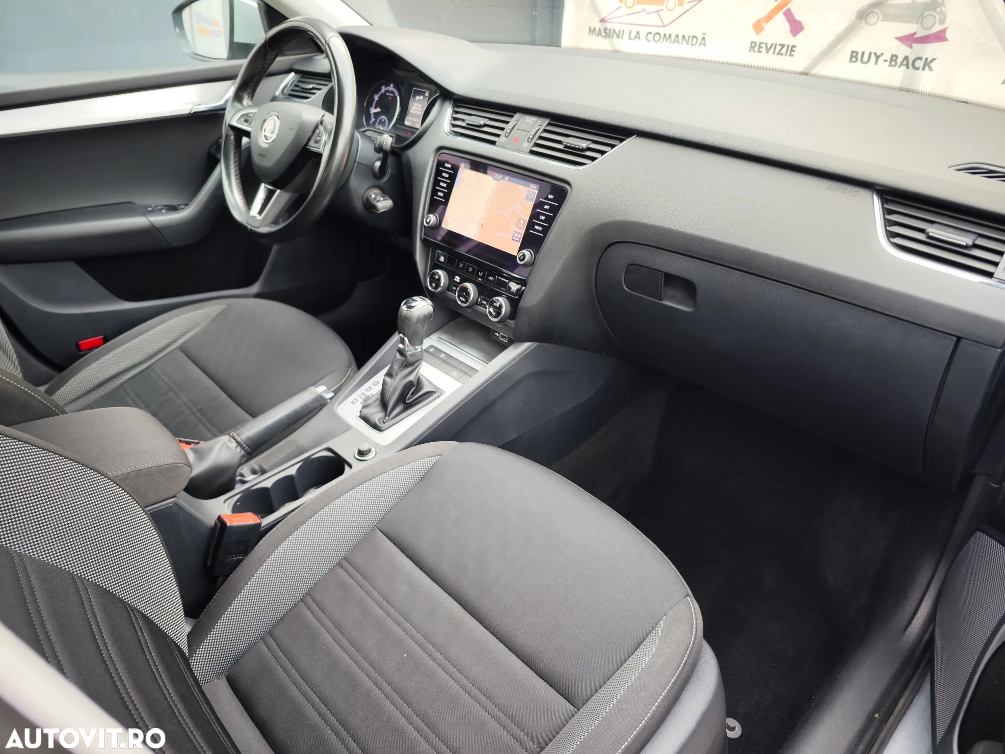 Skoda Octavia - 10