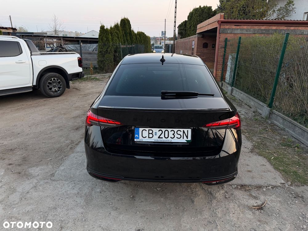 Skoda Octavia 1.5 TSI mHEV Sportline DSG - 2