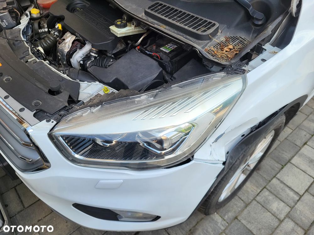 Ford Kuga 1.5 TDCi FWD Titanium - 36