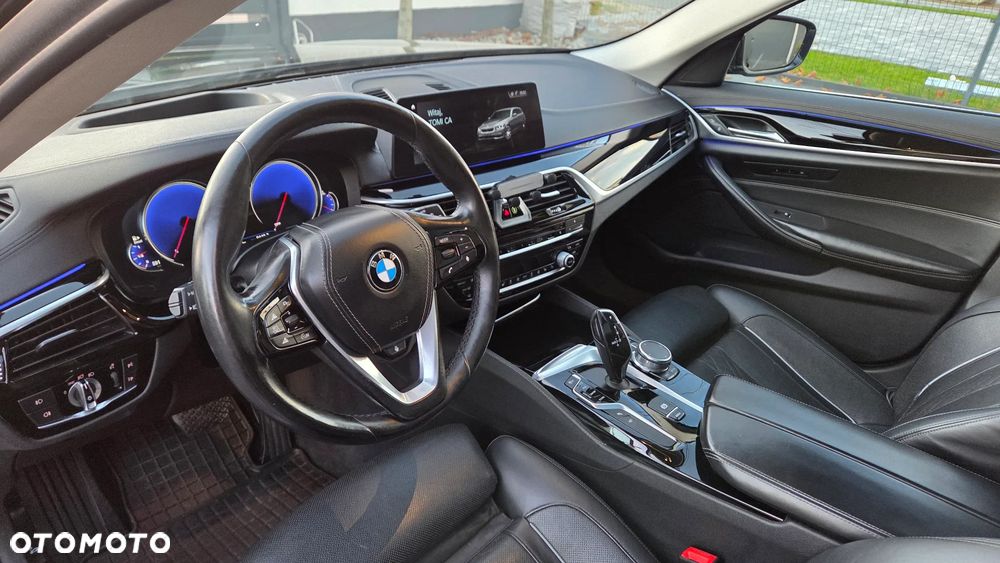 BMW Seria 5 520d Luxury Line sport - 2