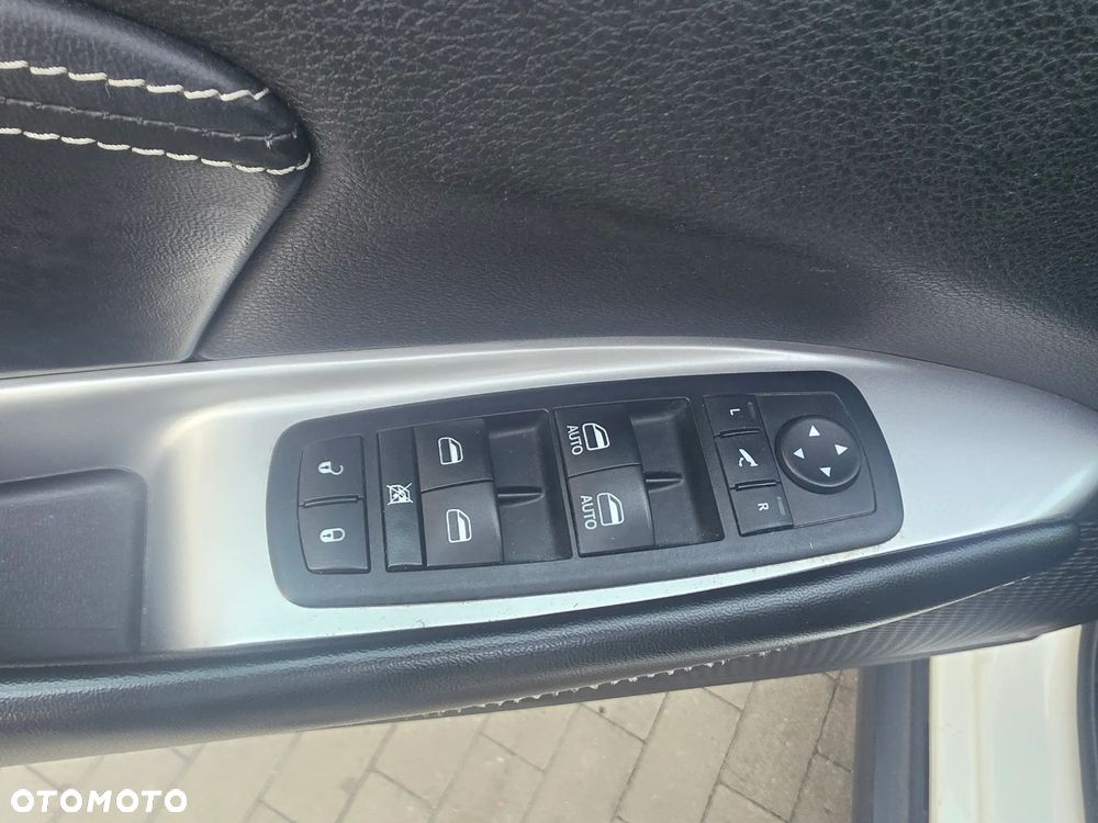 Fiat Freemont 2.0 Multijet Lounge AWD - 19