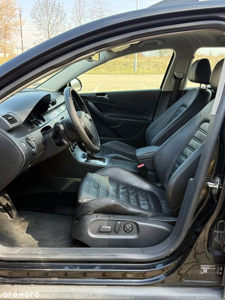 Volkswagen Passat 2.0 TDI DPF DSG Highline - 9