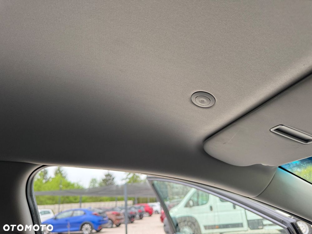Kia Ceed 1.6 GDI ISG Dream-Team Edition - 31