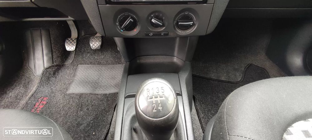 Skoda Fabia Break 1.2 Active - 6