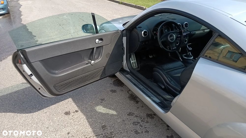 Audi TT Coupé 1.8T - 40