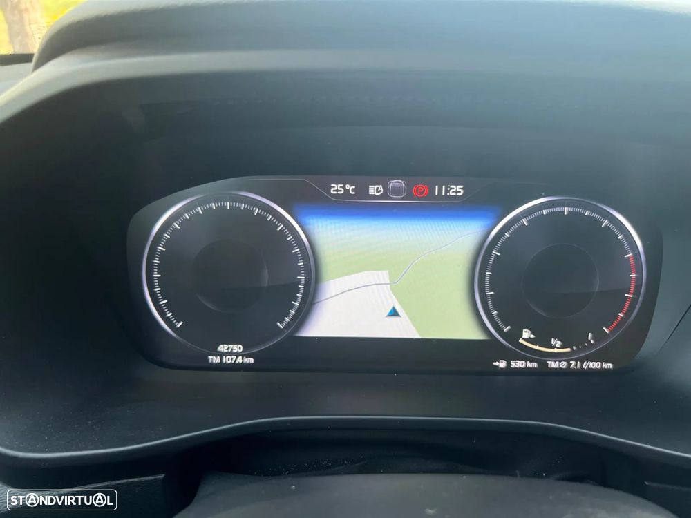 Volvo XC 40 1.5 T2 Momentum - 9