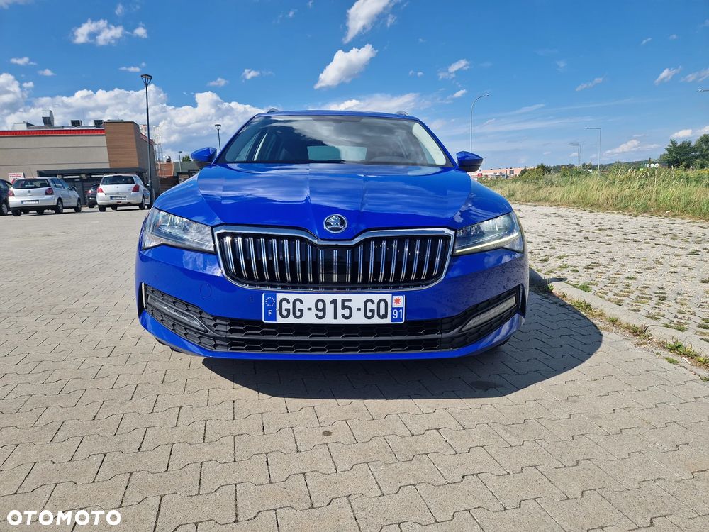 Skoda Superb 2.0 TDI Ambition DSG7 - 17
