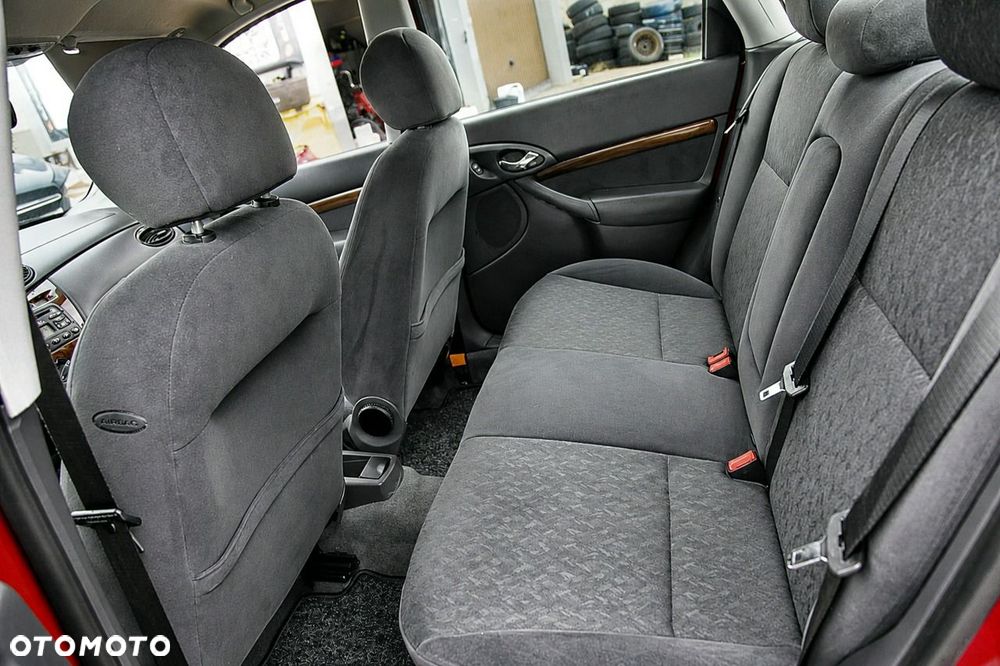 Ford Focus - 16