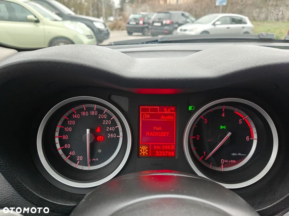 Alfa Romeo 159 1.9 JTDM 8V DPF - 21