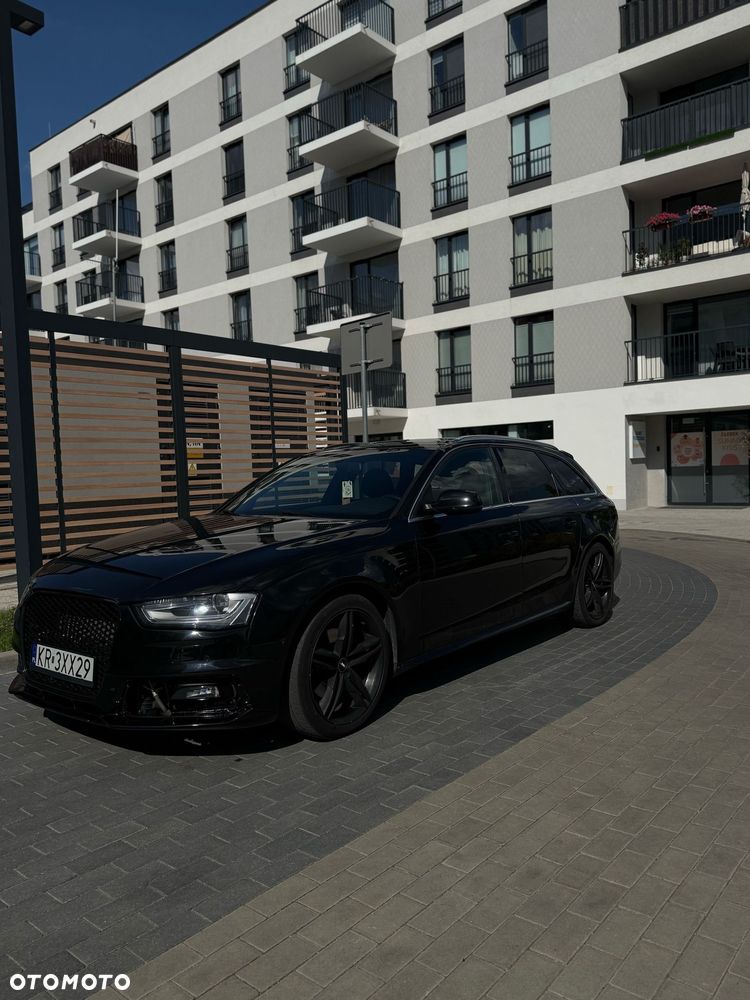 Audi A4 - 1