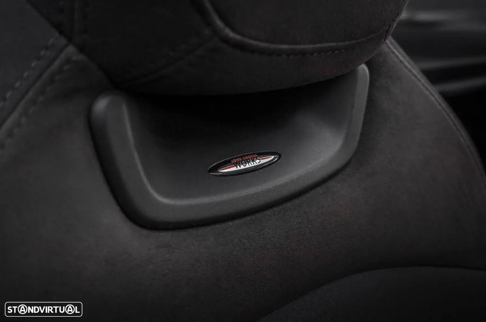 MINI Cabrio John Cooper Works Auto Desportiva - 18