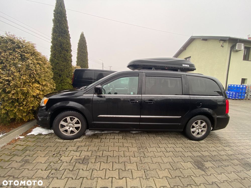 Chrysler Town & Country 3.6 Limited - 7