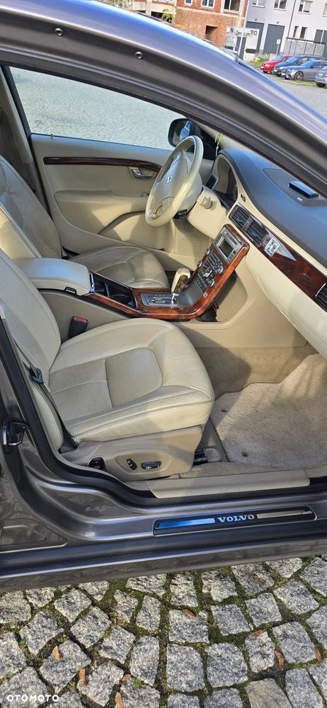 Volvo S80 2.4D5 Executive - 24