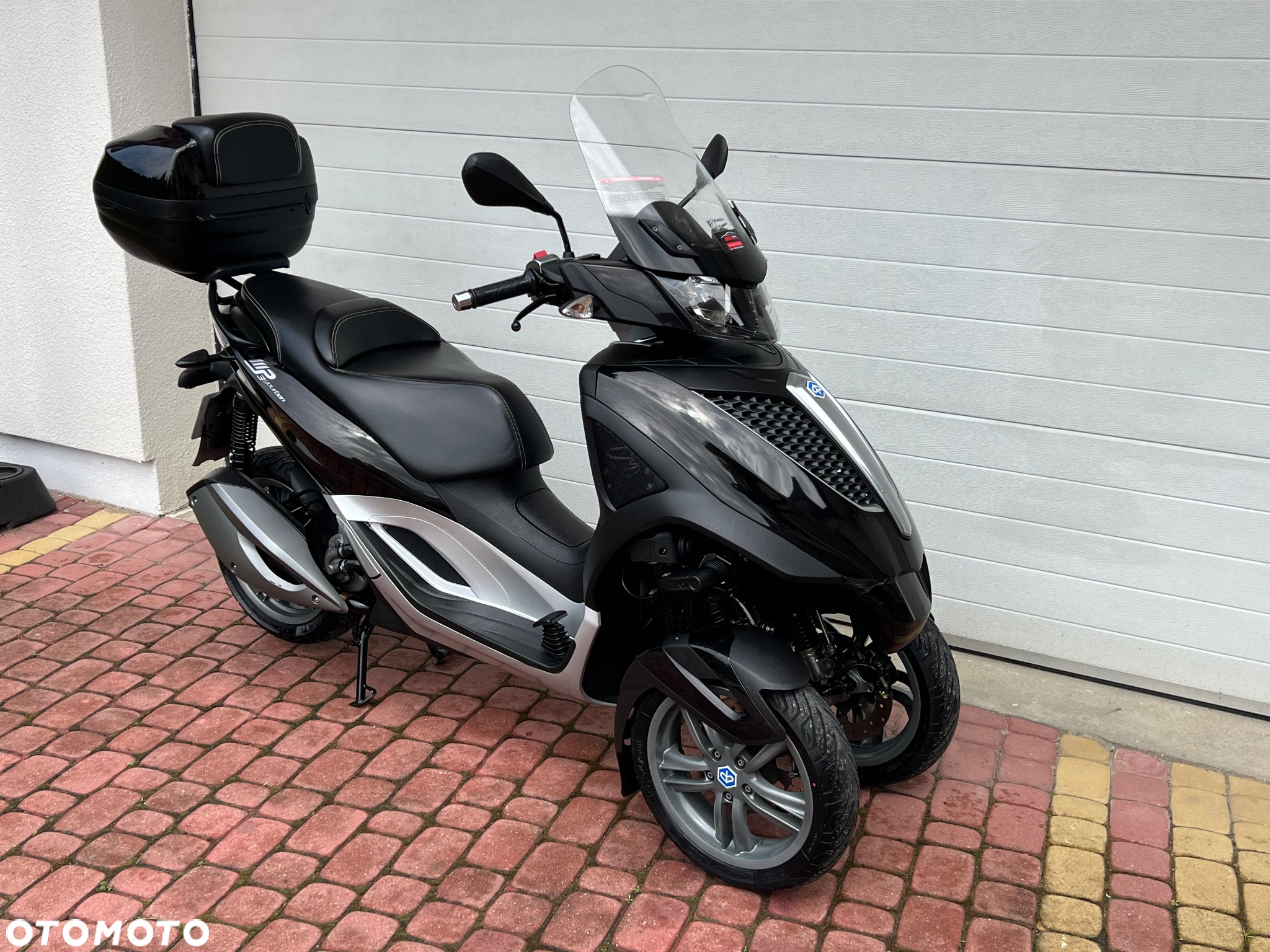 Piaggio MP-3 - 23