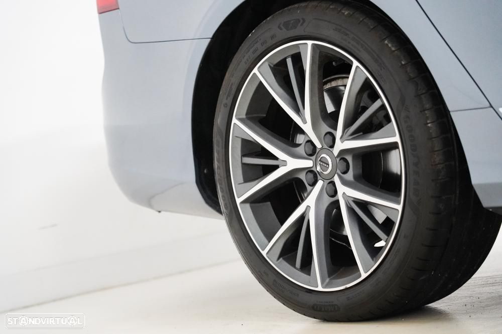 Volvo V90 2.0 D4 Inscription Geartronic - 19