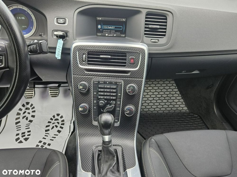 Volvo S60 D2 R-Design Momentum - 13