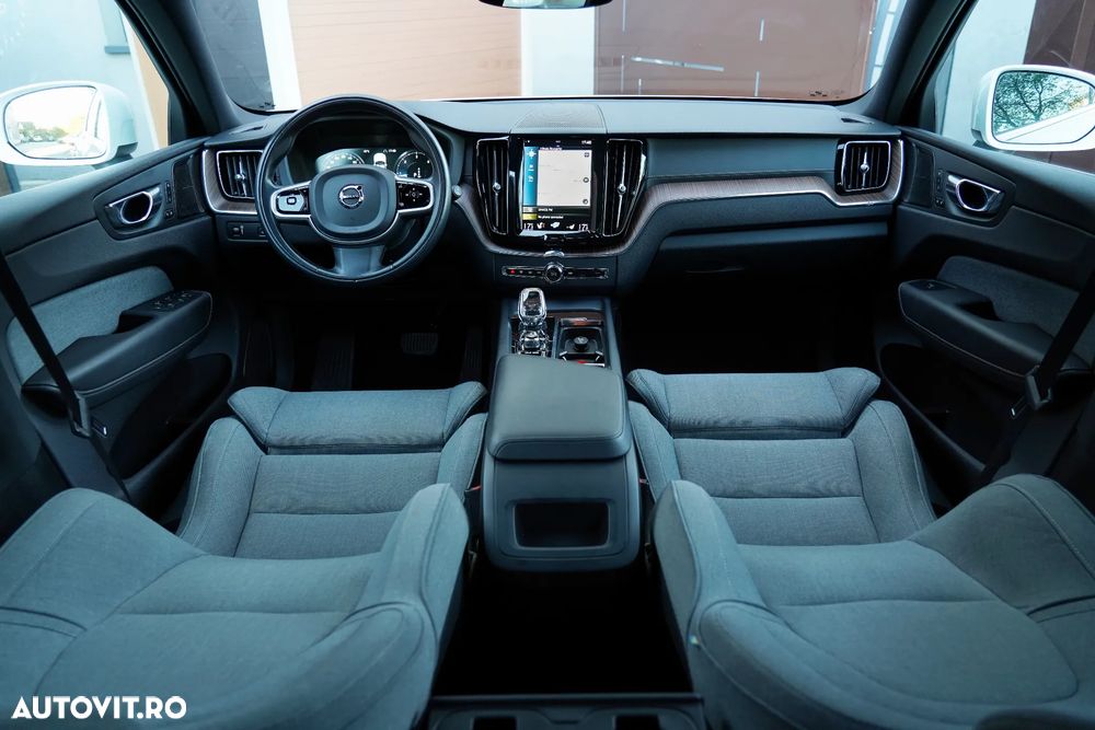 Volvo XC 60 B4 D AWD Ultimate Bright - 14
