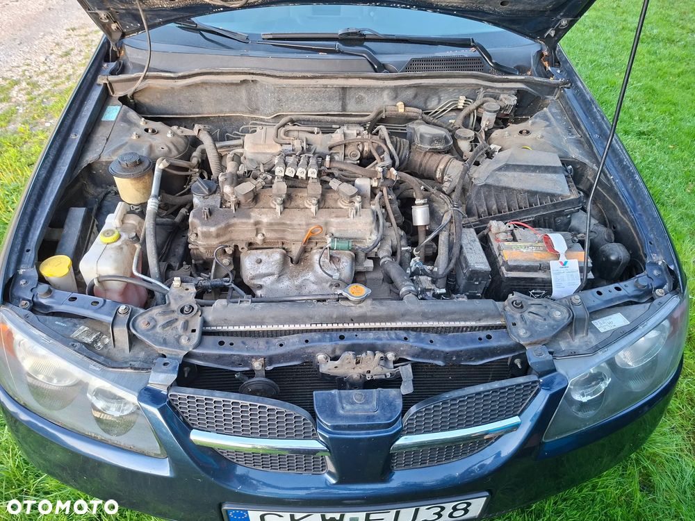 Nissan Almera 1.5 Base - 7
