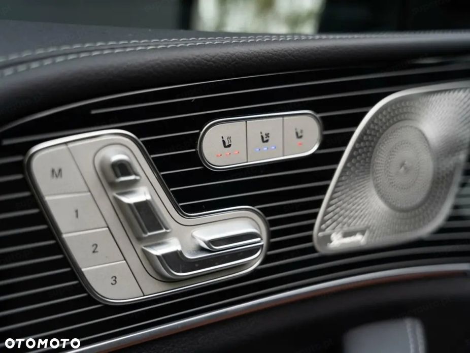 Mercedes-Benz GLE - 22