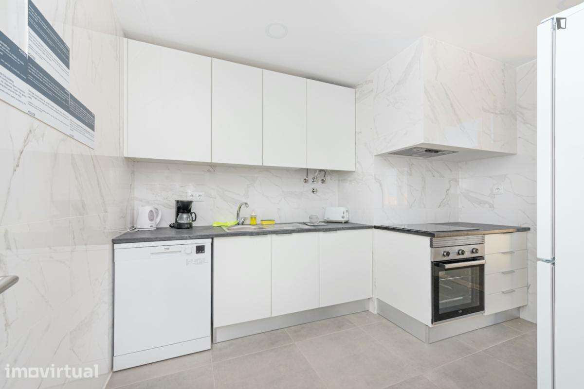 Quarto - localizado em Alcântara Lisbon - Grande imagem: 4/17