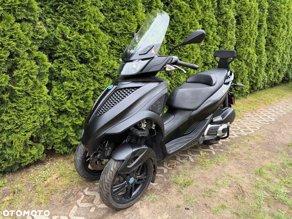 Piaggio MP-3 - 5