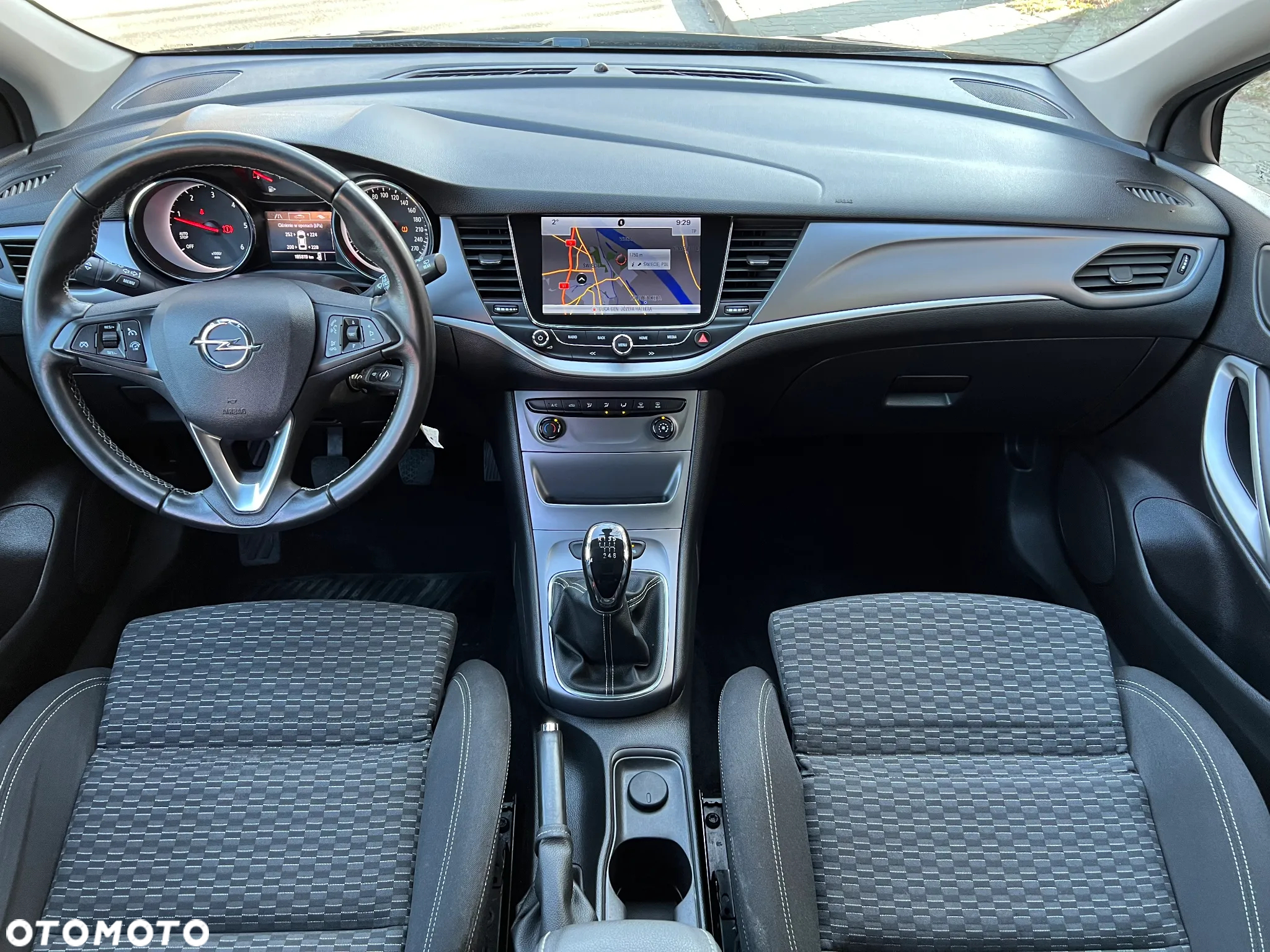 Opel Astra 1.6 CDTI Sports Tourer Active - 4