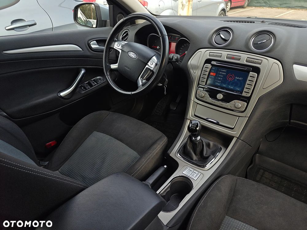 Ford Mondeo - 4