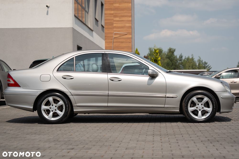 Mercedes-Benz Klasa C - 17