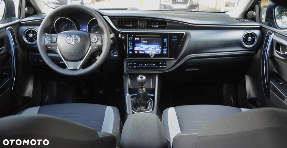 Toyota Auris - 20